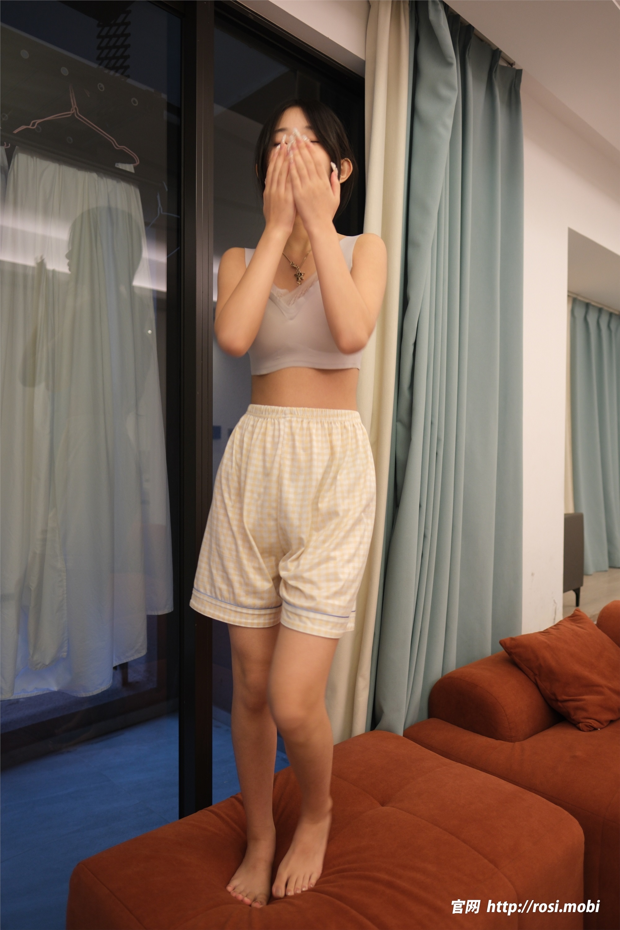 ROSI写真 2025.04.08 NO.4873